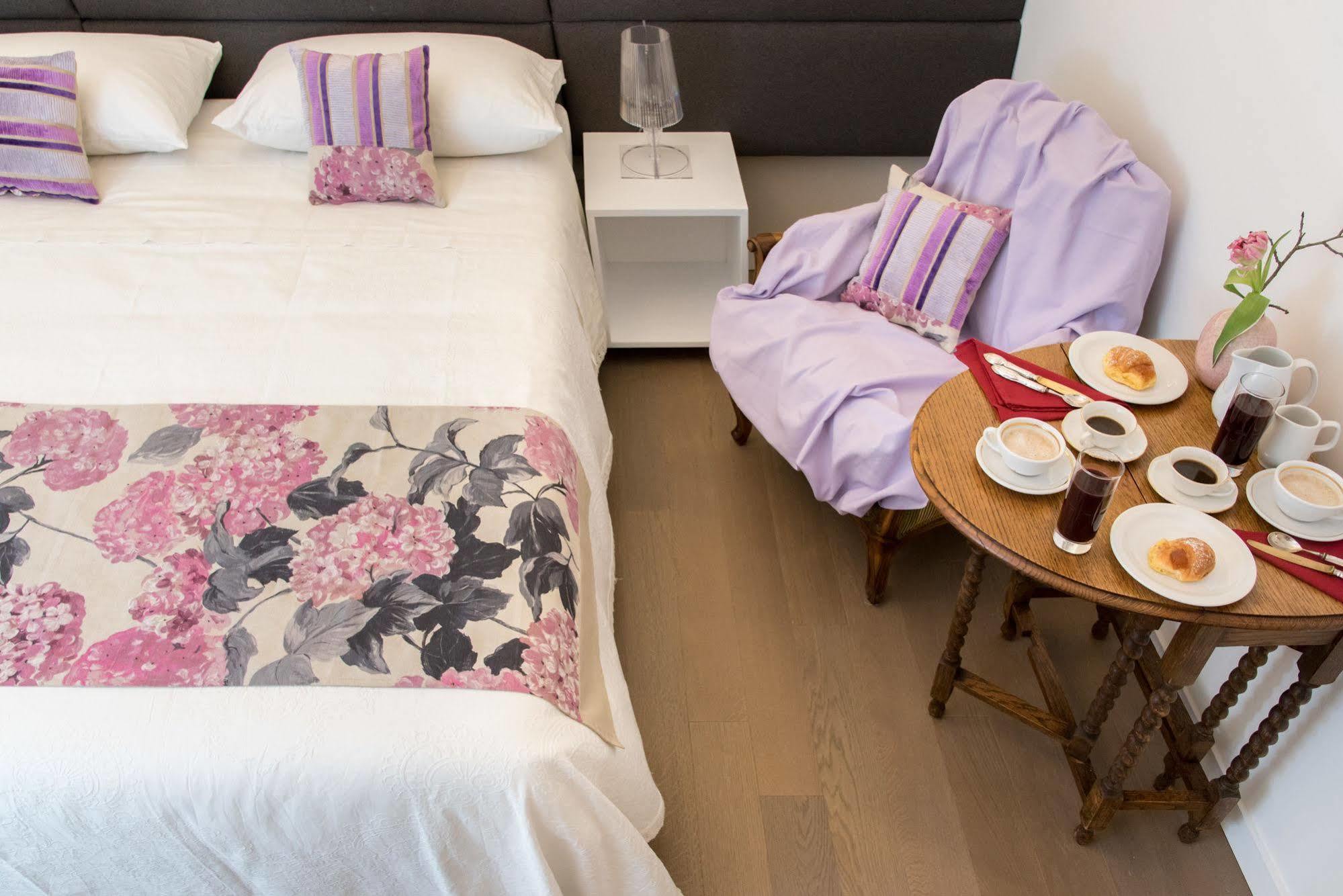 Approdo Ripetta Bed & Breakfast Roma Exterior foto